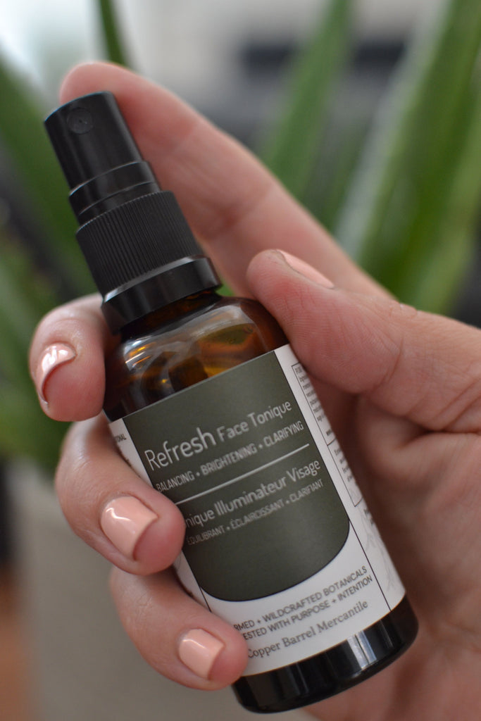 Dark Olive Green Refresh Face Tonique