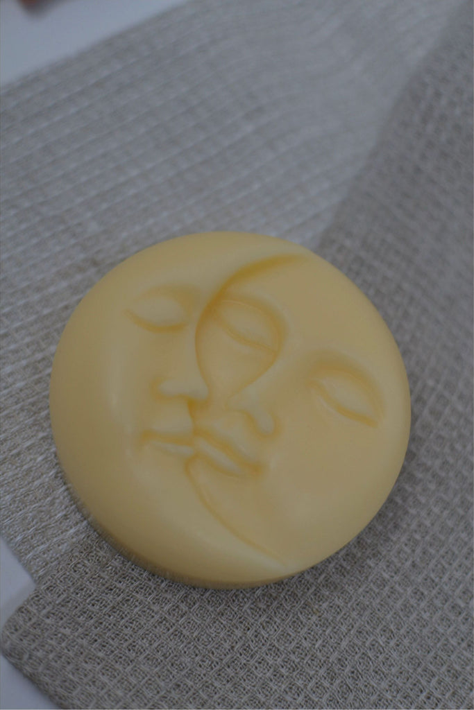 Dim Gray Deeply Nourishing Lunar Conditioner Bar