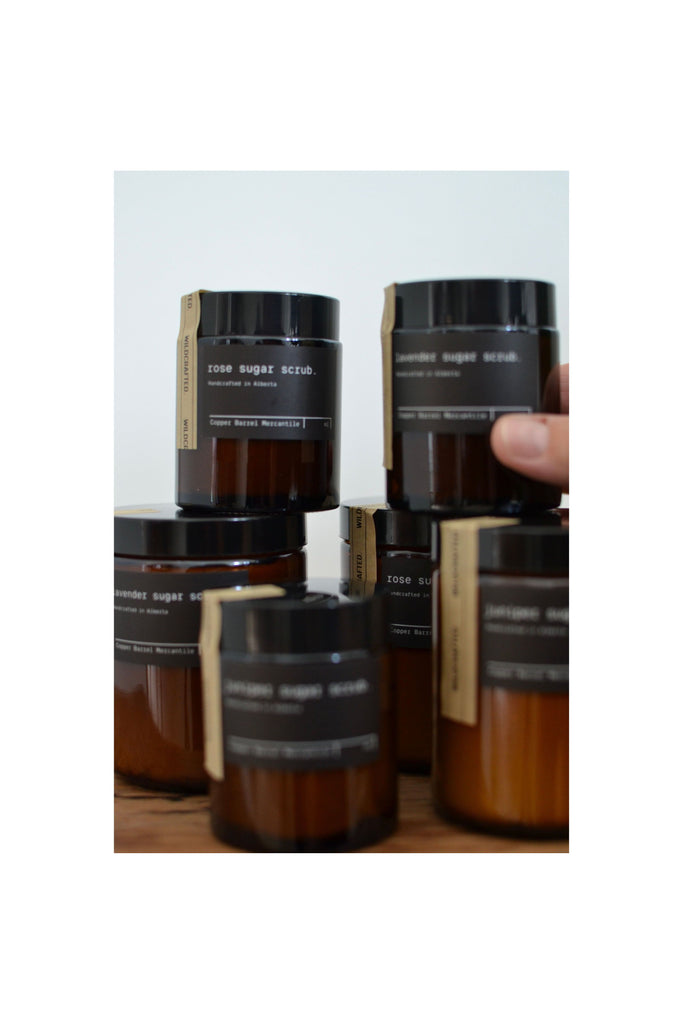 Light Gray Wild Rose Foaming Sugar Scrub