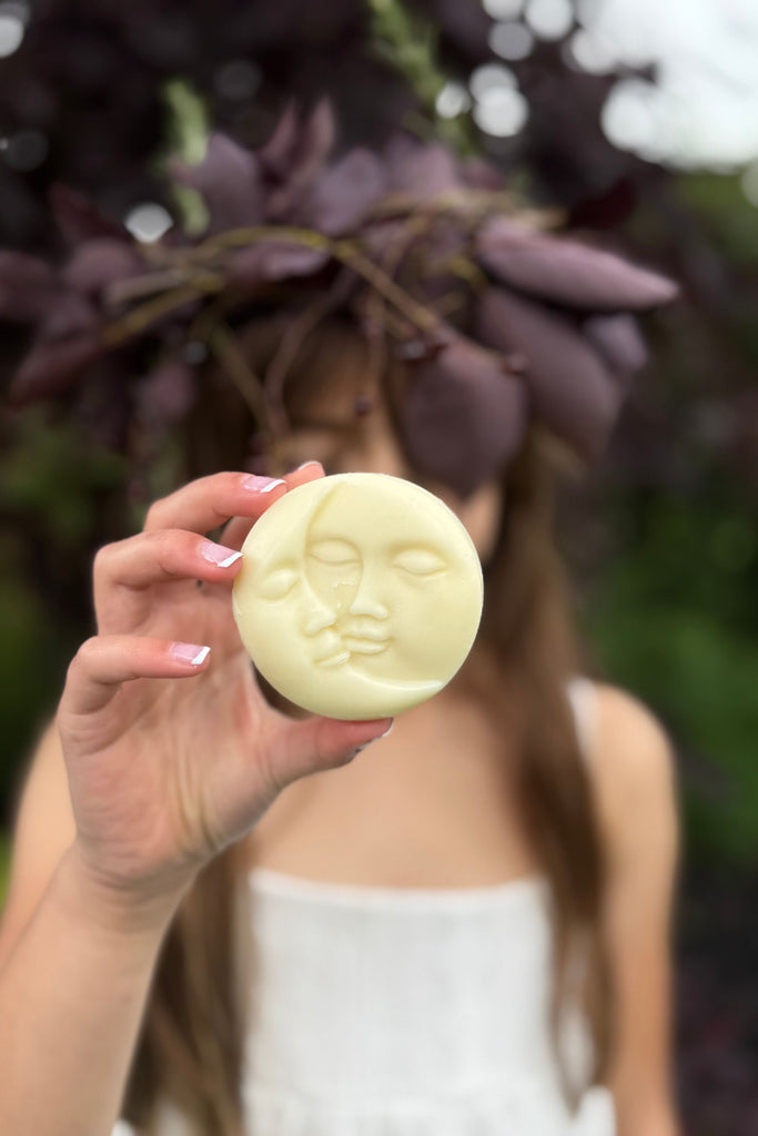 Tan Light Detangling Lunar Conditioner Bar