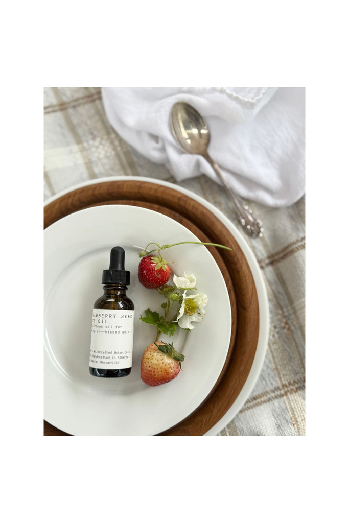 Gray Strawberry || Botanical Oil