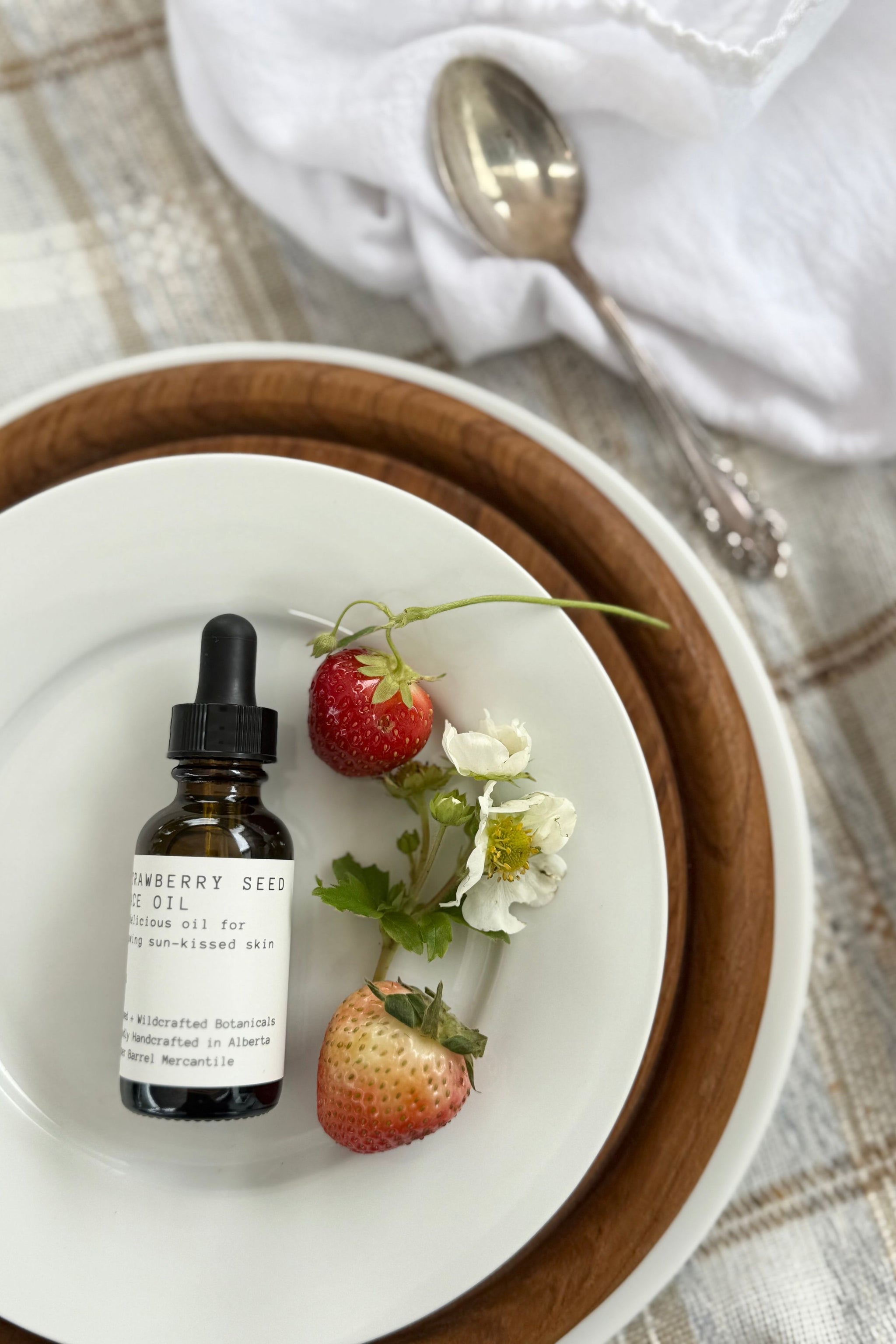 cold pressed strawberry seed oil Strawberry || Botanical Oil – Copper Barrel Mercantile