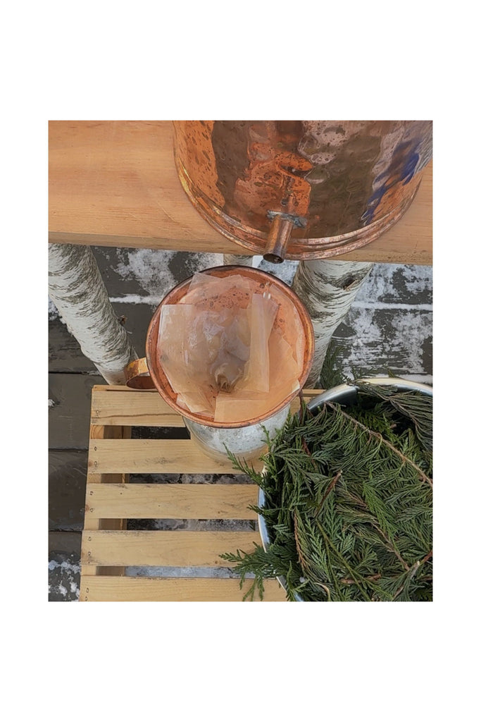 Dim Gray Juniper & Cedar [Field Note] Hydrosol