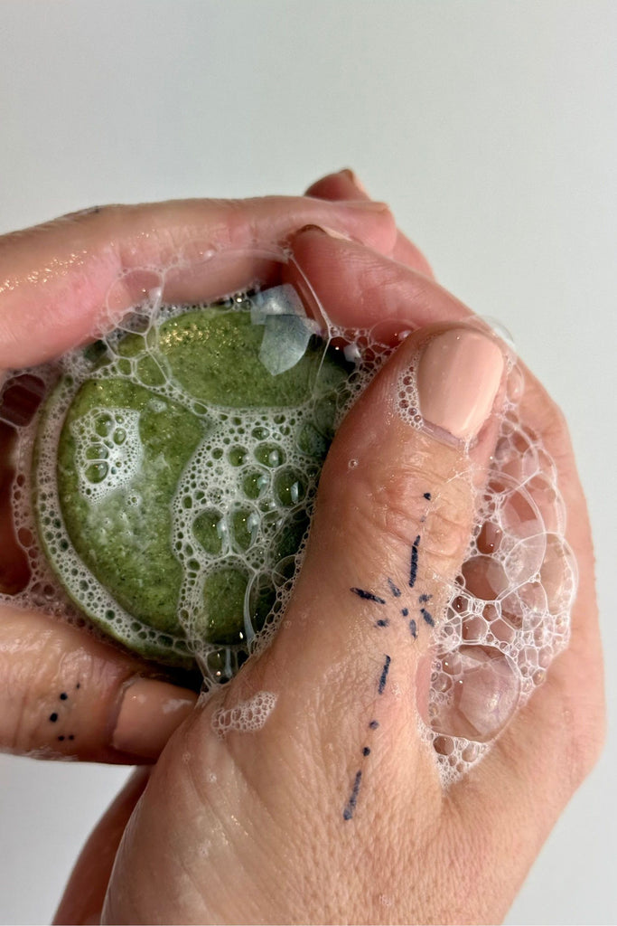 Gray Leafy Love Shampoo Bar